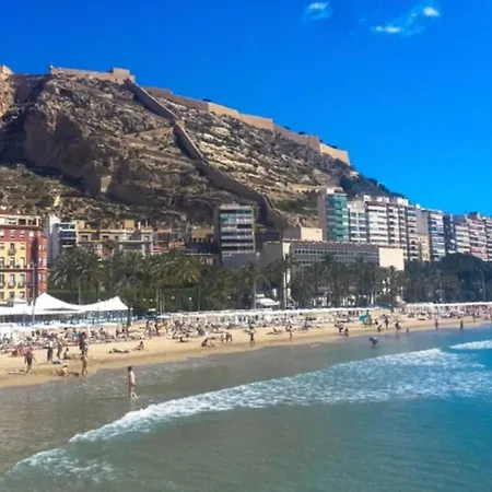 Appartement Alicante, Rue Pietonne ,plage, Climatisation